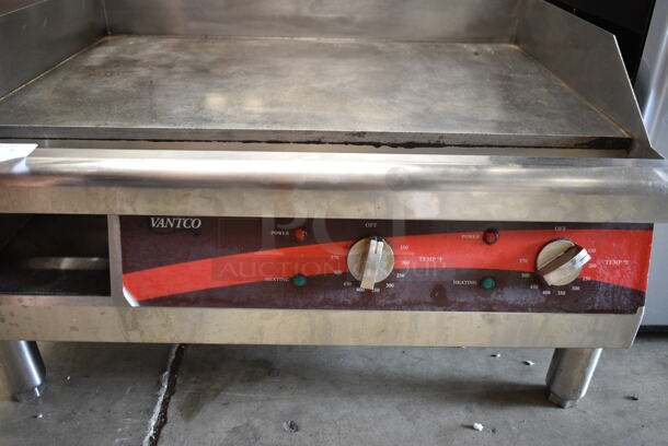 Avantco 177EG24N Stainless Steel Commercial Countertop Electric Powered Flat Top Griddle. 208/240 Volts, 1 Phase.  - Image 4 of 6