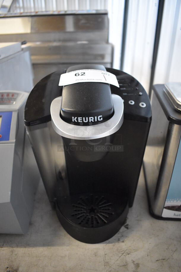Keurig Countertop Single Cup Coffee Machine. 12x13x15