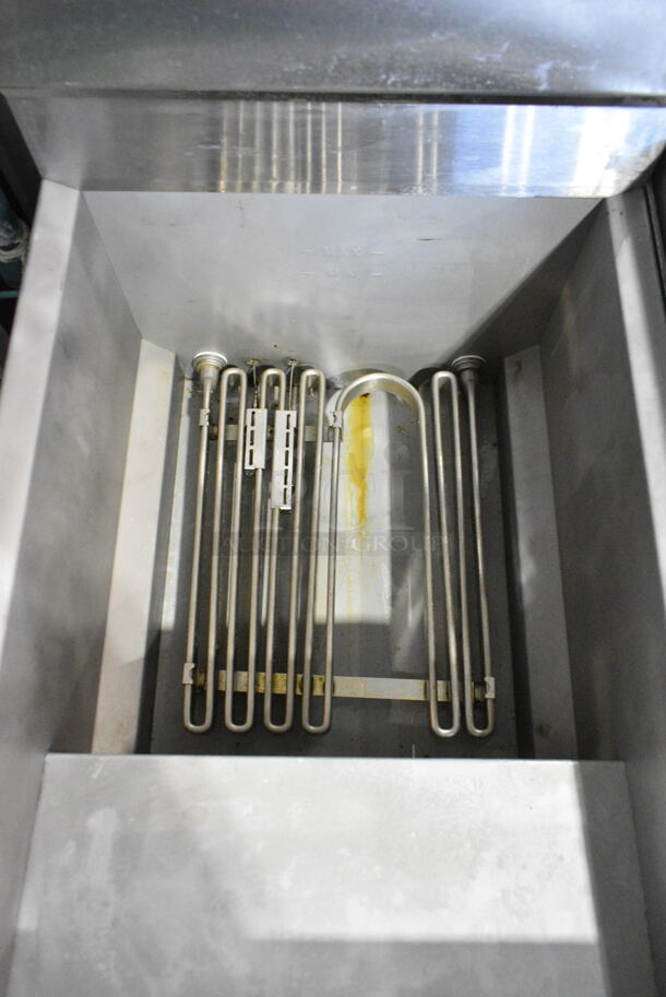 BRAND NEW SCRATCH AND DENT! 2023 Cookline CF-40E-240-3 Stainless Steel Commercial Floor Style Electric Powered Deep Fat Fryer. 240 Volts, 3 Phase.  - Image 5 of 10