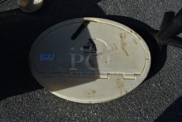Poly Wall Mount Diaper Changing Station. - Image 2 of 3