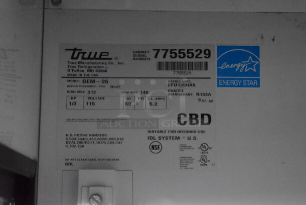 2013 True GEM-26 ENERGY STAR Metal Commercial Single Door Reach In Cooler Merchandiser w/ Poly Coated Racks. 115 Volts, 1 Phase. 30x30x79. Tested and Working! - Image 4 of 5