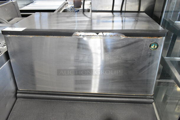 Hoshizaki KM-260BAH Stainless Steel Commercial Ice Head on Bin. 115 Volts, 1 Phase.  - Image 2 of 8