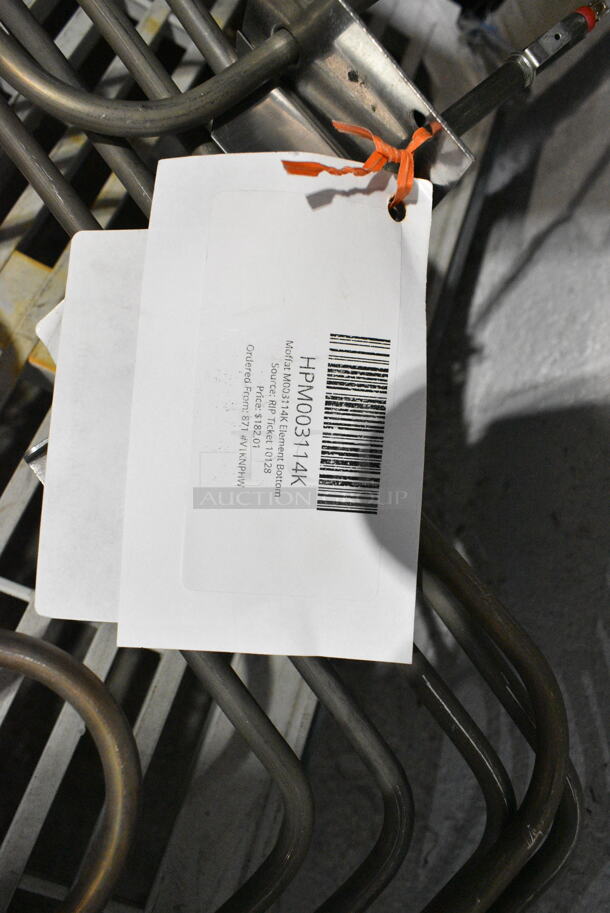 2 BRAND NEW SCRATCH AND DENT! Items Including HPM003114K Moffat M003114K Element Bottom and HPM015360 Moffat M015360 Element Assy-208v. 2 Times Your Bid!  - Image 4 of 6