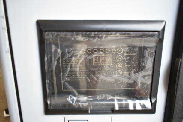 BRAND NEW SCRATCH AND DENT! 2024 Avantco 194MCH322A Modular Half Cube Ice Machine - 350 lb. 115 Volts, 1 Phase.  - Image 5 of 7