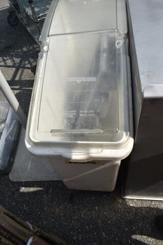 Continental White Poly Ingredient Bin w/ Clear Lid on Commercial Casters. 