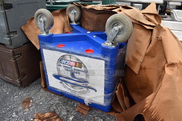 Blue Poly Portable Ice Bin on Casters. 33x27x38 - Image 4 of 4