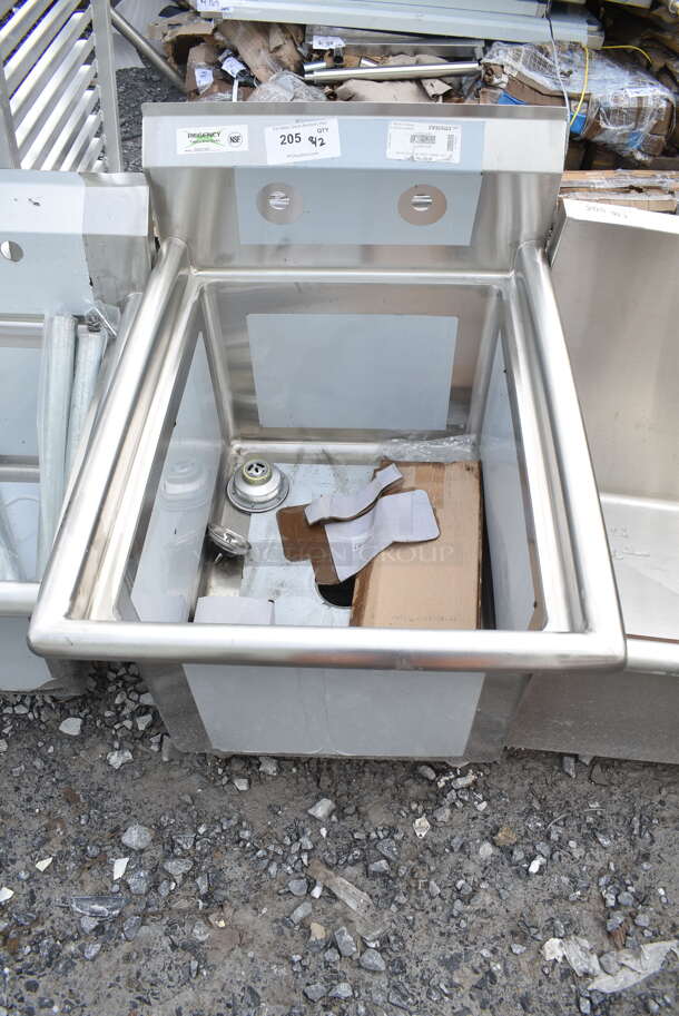 BRAND NEW SCRATCH AND DENT! Regency 600S11824 23" 16 Gauge Stainless Steel One Compartment Commercial Sink with Stainless Steel Legs and Cross Bracing - 18" x 24" x 14" Bowl - Image 2 of 6