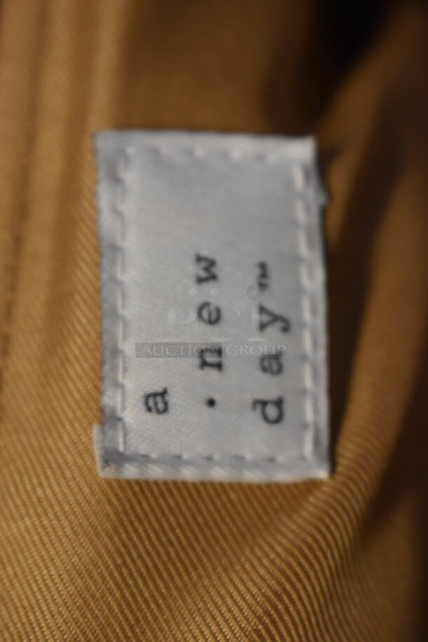 Brown Purse. 17x6x13 - Image 6 of 6