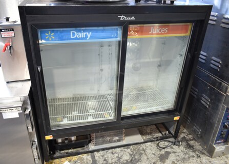 2017 True GDM-41SL-48-HC-LD Metal Commercial 2 Door Reach In Cooler Merchandiser w/ Poly Coated Racks. 115 Volts, 1 Phase. Tested and Working!