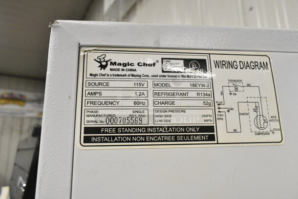 Magic Chef 18EYW-2 Metal Mini Cooler. 115 Volts, 1 Phase. Tested and Working! - Image 5 of 5