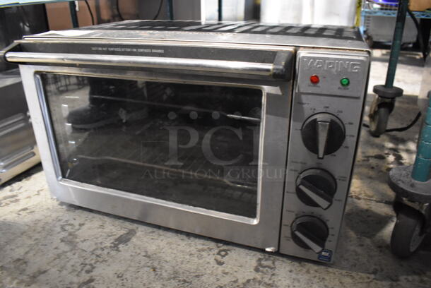 Waring WCO500 Stainless Steel Commercial Countertop Electric Powered Convection Oven. 120 Volts, 1 Phase. 24x17x14. Tested and Powers On But Does Not Get Warm - Image 4 of 7