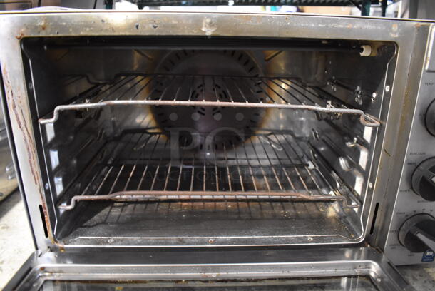 Waring WCO500 Stainless Steel Commercial Countertop Electric Powered Convection Oven. 120 Volts, 1 Phase. 24x17x14. Tested and Powers On But Does Not Get Warm - Image 5 of 7