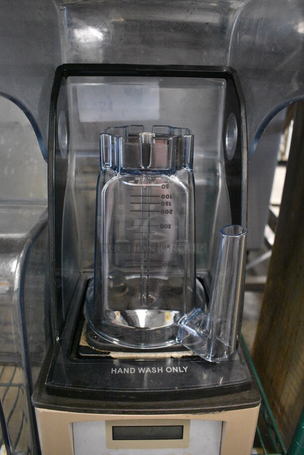 2017 Vita-Mix VM0145 Metal Commercial Countertop Blender w/ Blender, Dome Cover and Extra Dome Cover. 120 Volts, 1 Phase. 9x9x18.5. Tested and Working! - Image 4 of 6