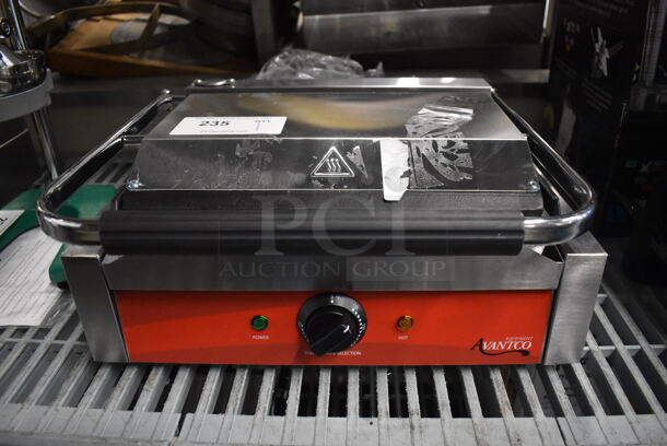BRAND NEW! Avantco 177P70S Stainless Steel Commercial Countertop Panini Sandwich Grill with Smooth Plates. 120 Volts, 1 Phase. 17x15x8. Tested and Working! - Image 1 of 8