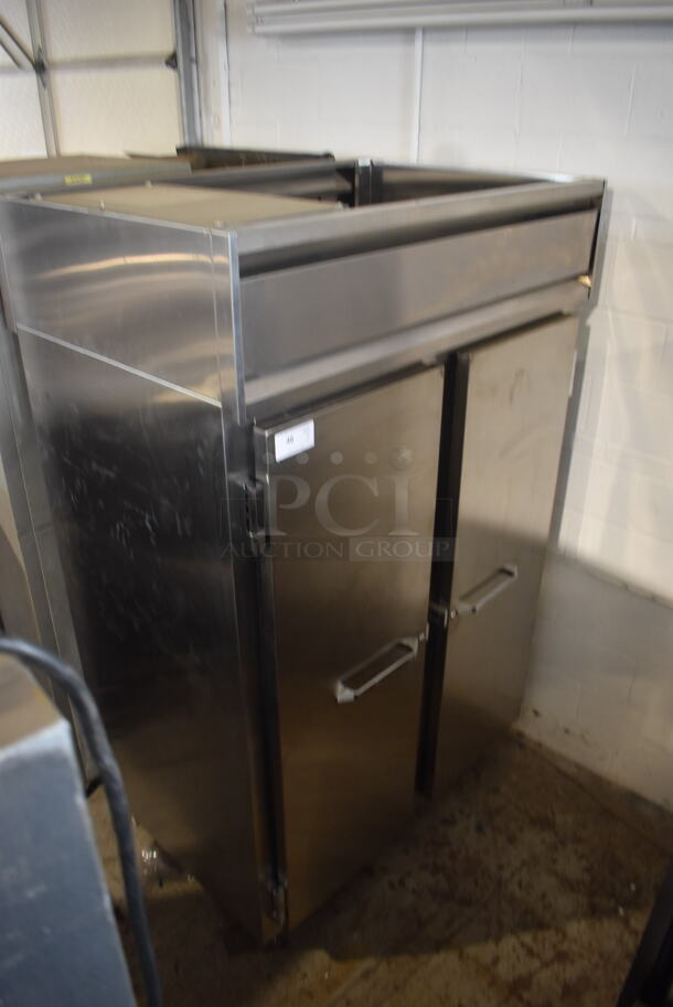 BRAND NEW SCRATCH AND DENT! Continental DL2W-SS-PT Commercial Stainless Steel Two Door Reach In Pass Thru Warmer. 115V/1 Phase. Tested and Working!  - Image 2 of 6