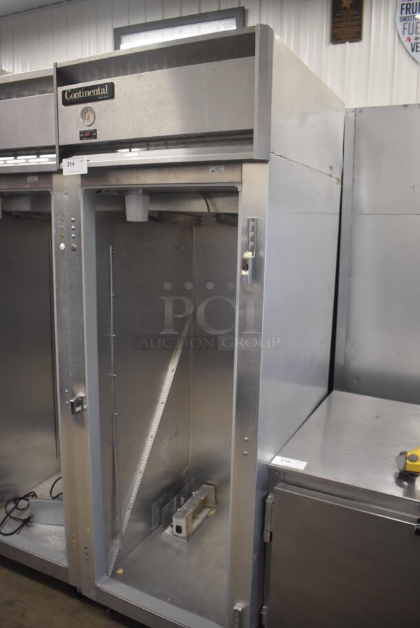 Continental 1FE Stainless Steel Commercial Single Door Reach In Freezer on Commercial Casters. Missing Door. 115 Volts, 1 Phase. 28.5x36x77.5. Tested and Powers On But Temps at 51 Degrees - Image 3 of 6
