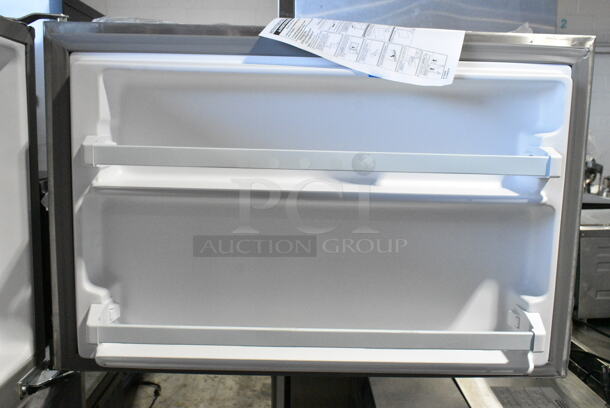 BRAND NEW SCRATCH AND DENT! 2023 Whirlpool WRT311FZDM02 Stainless Steel Cooler w/ Freezer. 115 Volts, 1 Phase. Tested and Working! - Image 6 of 10