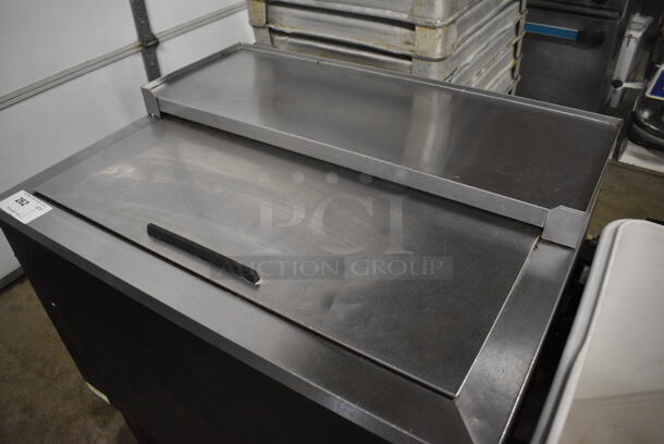 Beverage Air Model GF34L Stainless Steel Commercial Bottled Back Bar Cooler w/ Sliding Lid. 115 Volts, 1 Phase. 34x26x34.5. Tested and Working! - Image 3 of 6