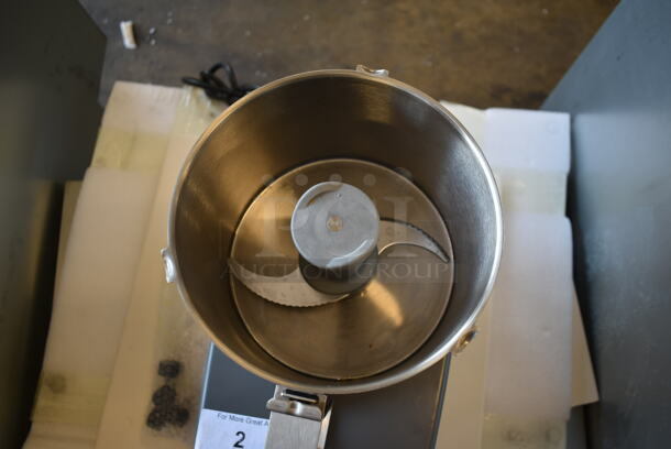 BRAND NEW SCRATCH AND DENT! Robot Coupe Blixer 3 Series D Stainless Steel Commercial Countertop Food Processor w/ Bowl, Lid and S Blade. 120 Volts, 1 Phase. Tested and Working! - Image 8 of 11