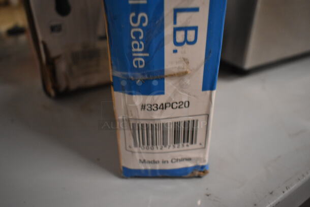 BRAND NEW SCRATCH AND DENT! AvaWeigh 334PC20 20 lb. Compact Digital Portion Control Scale. Tested and Working! - Image 3 of 3