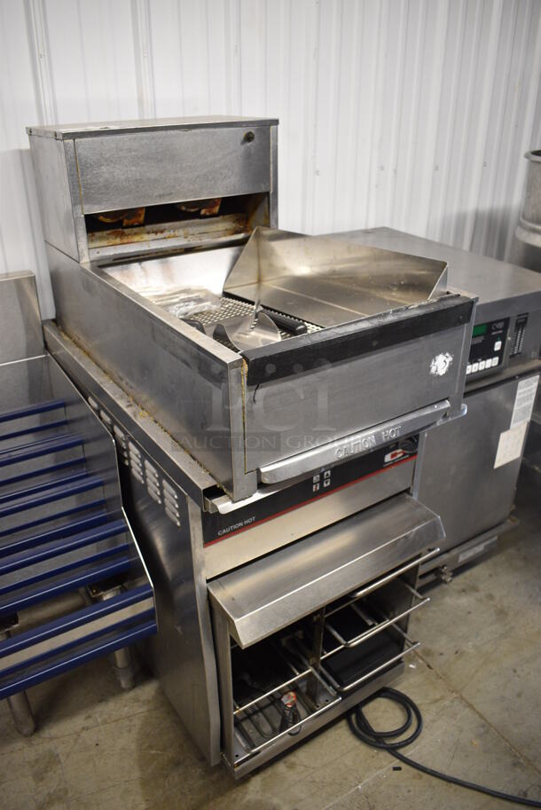 Carter Hoffmann Stainless Steel Crisp N Hold Dumping Station w/ Lower Warming Unit and Fry Scoop on Commercial Casters. Warming Drawer: 120 Volts, 1 Phase. Dumping Station: 208 Volts, 1 Phase. 19.5x34x48.5. Warming Unit Is Tested and Working! - Image 3 of 8