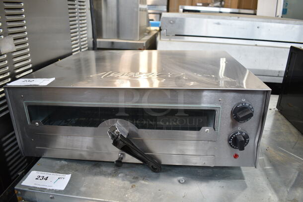 BRAND NEW SCRATCH AND DENT! Avantco 177CPO16TSGL Stainless Steel Countertop Pizza / Snack Oven with Adjustable Thermostatic Control and Glass Door. 120 Volts, 1 Phase. Tested and Working! - Image 2 of 6