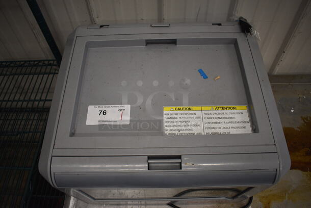 Liebherr Red Bull Metal Commercial Mini Cooler Merchandiser. 115 Volts, 1 Phase. 22x19x15. Tested and Working! - Image 6 of 6