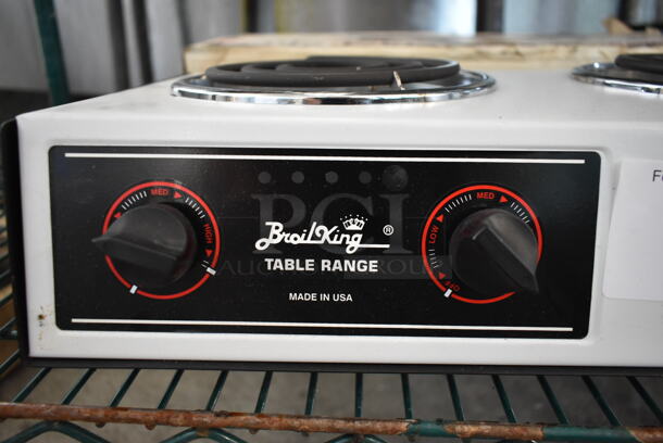 IN ORIGINAL BOX! Broil King R46/202W Metal Countertop 2 Burner Tabletop Range. - Image 3 of 7