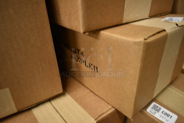 PALLET LOT of 45 BRAND NEW Boxes Including Assorted Candy Boxes , 245100BL, T-1220LB, 069W, 1252X, 130P, P020L, 245GT4, 245WT6, P001, P000, 2451010X, P021-2L, 8130WB Egg Box, 2454110, 2451411/2 1/2 lb, 212L 2 lb Lid, 112 2 lb, 245212, 1190W Small Tote, 210L 1/2 lb Lid, T-1520LB, 111 1/4 lb. 45 Times Your Bid! - Image 5 of 12