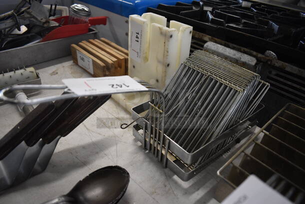 Metal Fry Basket. 7x19x9 - Image 2 of 3