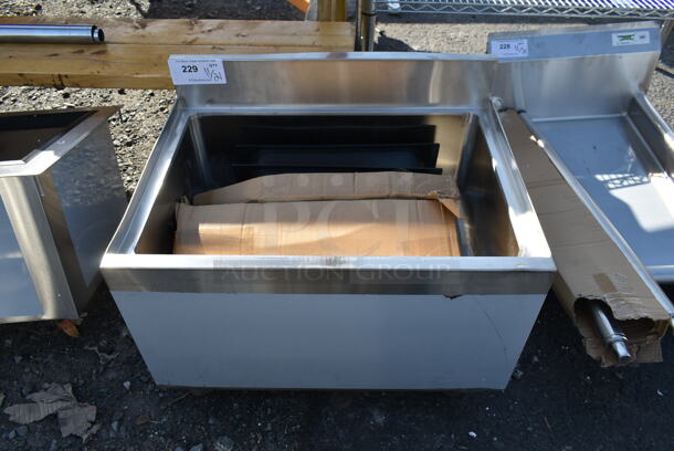 BRAND NEW SCRATCH AND DENT! Stainless Steel Commercial Ice Bin. - Image 1 of 3