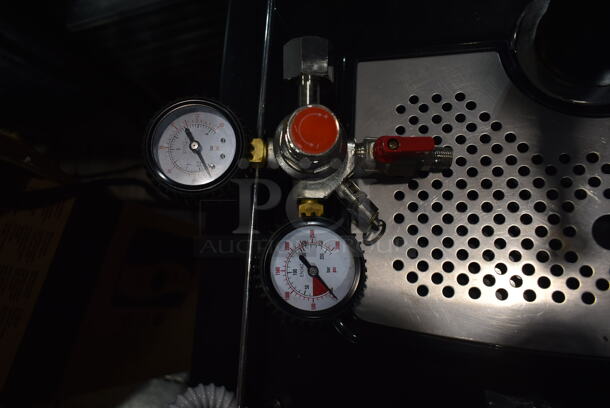 LIKE NEW! Nostalgia KRS-2100 Metal Direct Draw Kegerator w/ Beer Tower, Coupler and Keg on Commercial Casters. 115 Volts, 1 Phase. Tested and Working! - Image 4 of 12