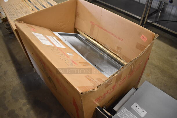 BRAND NEW SCRATCH AND DENT! General Electric Stainless Steel Range Hood. 36x18x21 - Image 5 of 6