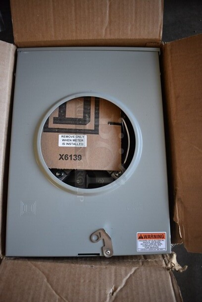 BRAND NEW IN BOX! Square D Model 200A Metal Meter Socket. 11x5x15.5.