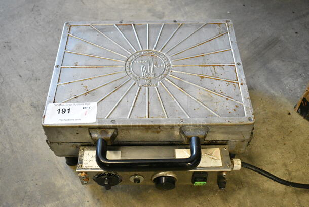 Torri Stainless Steel Commercial Countertop 12 Section Press. 230 Volts, 1 Phase.  - Image 1 of 5
