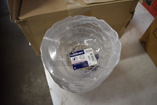 12 BRAND NEW IN BOX! Luminarc Glass Bowls. 5x5x2. 12 Times Your Bid! - Image 2 of 2