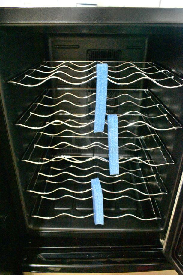 BRAND NEW SCRATCH AND DENT! Whynter WC-201TD 20 Bottle Thermoelectric Wine Cooler Merchandiser. 115 Volts, 1 Phase. Tested and Working! - Image 5 of 7