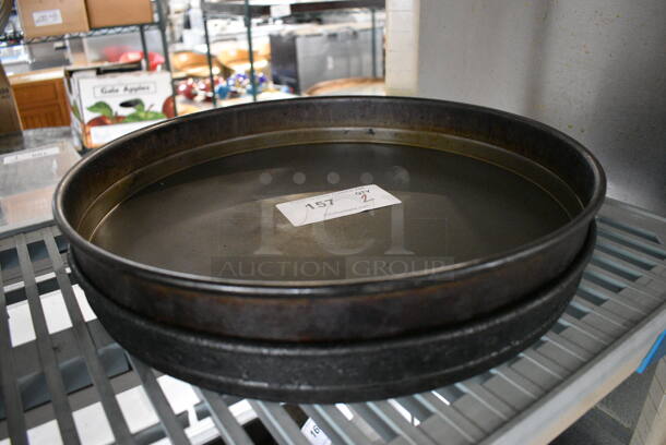 2 Metal Round Baking Pans. 16.5x16.5x2. 2 Times Your Bid! - Image 2 of 2