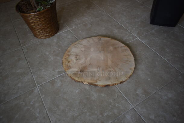 ALL ONE MONEY! ROOM LOT of Various Items Including Fake Plants, Table and Mirror. BUYER MUST REMOVE. (front hallway) - Image 10 of 11