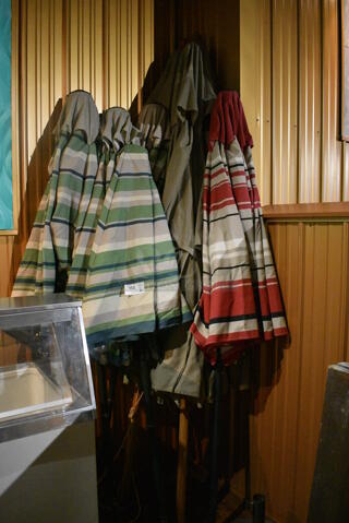 6 Various Patio Umbrellas. Includes 90". 6 Times Your Bid! (bar)