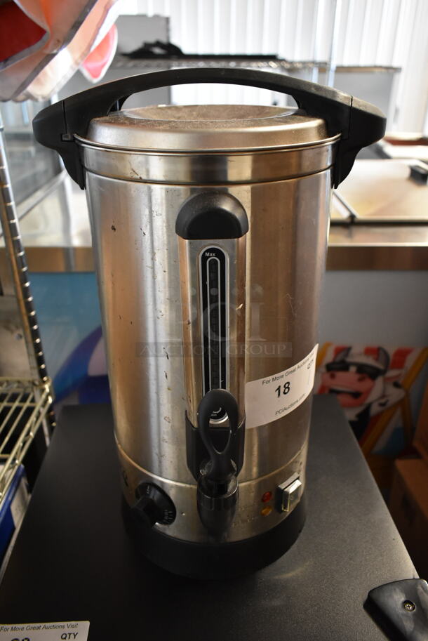Avantco 177WB10L Stainless Steel Countertop 2.6 Gallon Water Boiler. 120 Volts, 1 Phase.