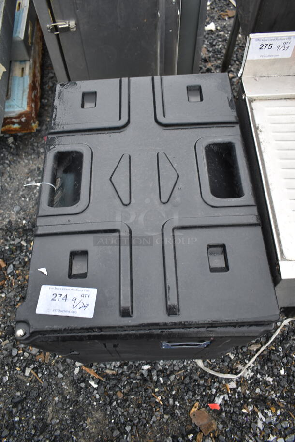 Vevor Black Poly Insulated Food Carrying Case on Commercial Casters. - Image 3 of 6