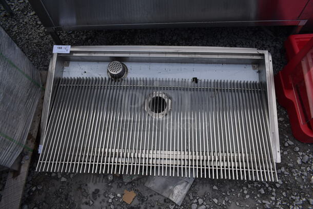 BRAND NEW SCRATCH AND DENT! Stainless Steel Commercial Trough w/ Grate. - Image 2 of 2