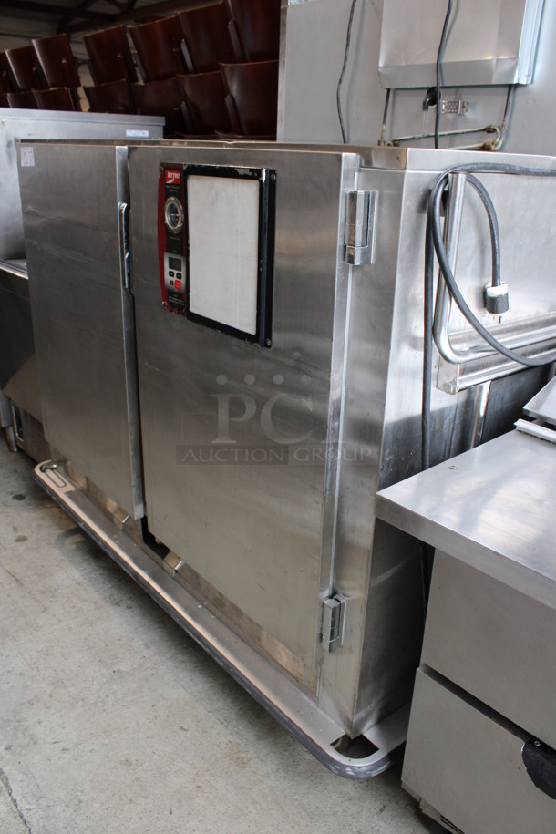Metro Stainless Steel Commercial Heated Banquet Transport Cabinet w/ Metal Racks on Commercial Casters. 115 Volts, 1 Phase. 68x33x54. Tested and Working! - Image 8 of 8