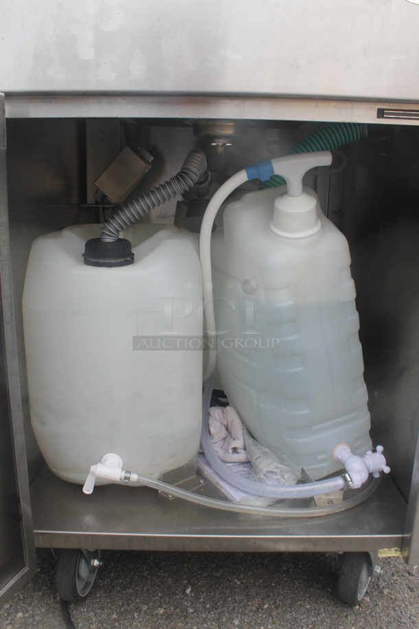 QualServ Stainless Steel Commercial Single Bay Portable Sink w/ Faucet and Handles on Commercial Casters. Bay 16x14x6.5 - Image 8 of 9