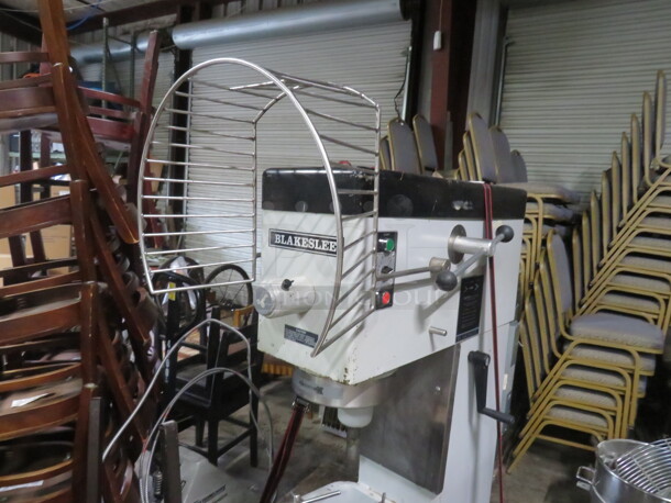 One Blakeslee 40 Quart Planetary Mixer. Unable To Test. Model# DD-40. 208 Volt. 3 Phase.  - Image 2 of 5