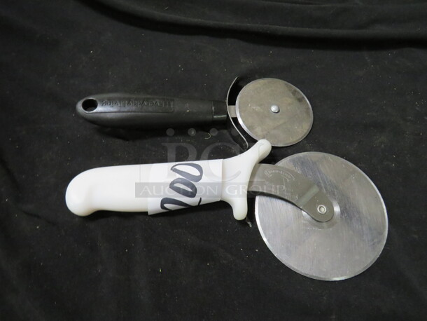 Assorted Pizza Cutter. 2XBID