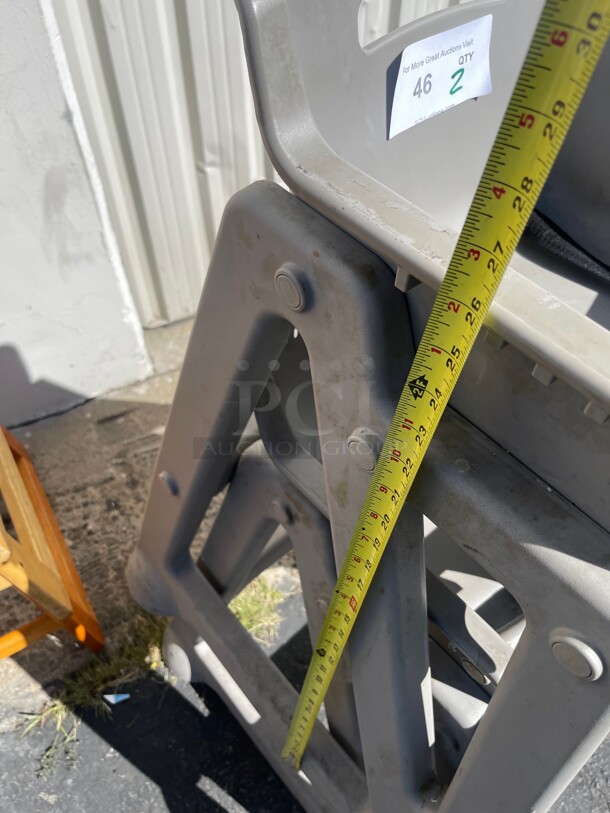 Kids High Chair for Restaurant   - Image 8 of 8
