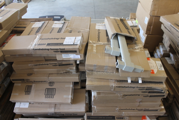 ALL ONE MONEY! PALLET LOT of NEW Cambro CPDS21H6480 Camshelving® Premium Dunnage Stand 21" and MORE! - Image 2 of 5