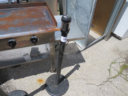 One Crowd Control Pole. 